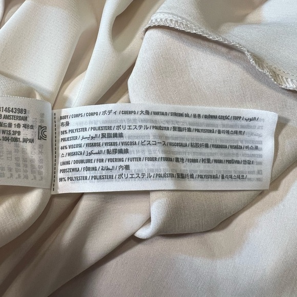 Abercrombie & Fitch NWT Satin Maxi Skirt Fully Lined Size XL Cream Color A-Line - Picture 7 of 12